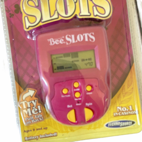 Bee Slots Casino‎ Travel Handheld Game Slots New in Package 2003 KB Toys - Picture 3 of 3